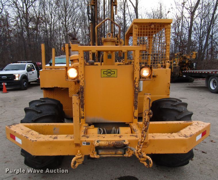 image for item DH8336 1999 CME 550X drilling rig