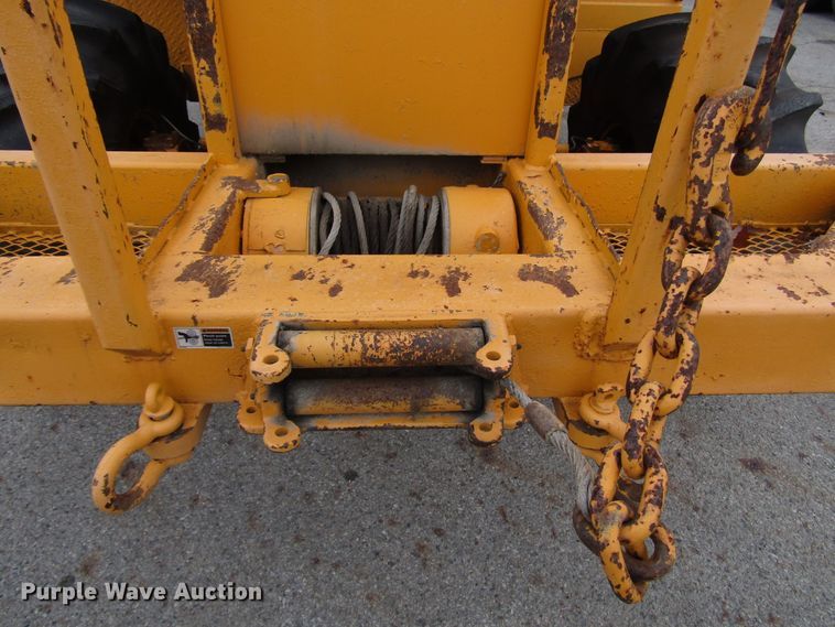 image for item DH8336 1999 CME 550X drilling rig
