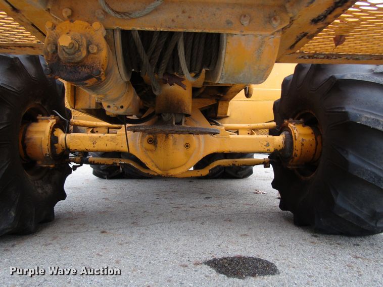 image for item DH8336 1999 CME 550X drilling rig