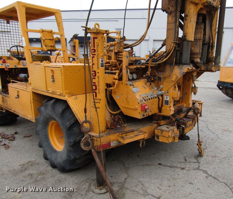 image for item DH8336 1999 CME 550X drilling rig