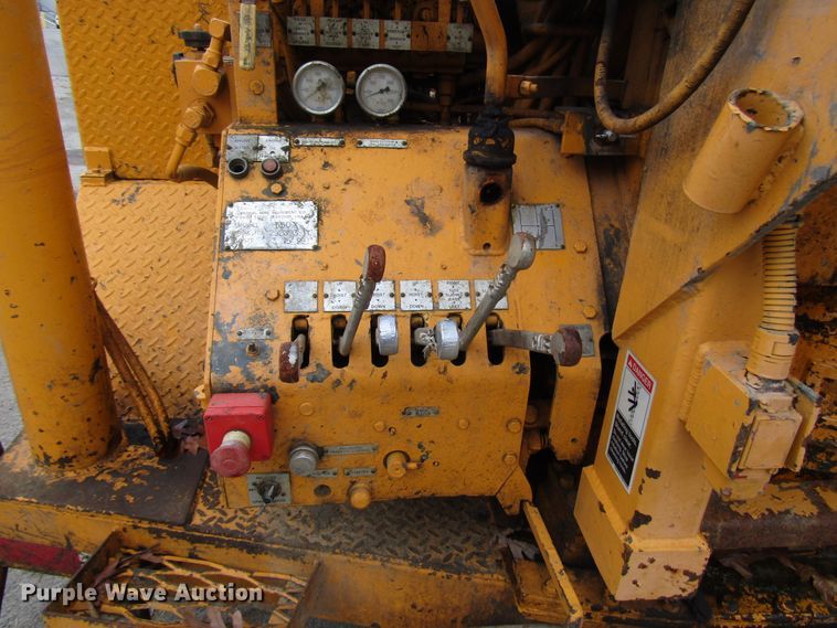 image for item DH8336 1999 CME 550X drilling rig