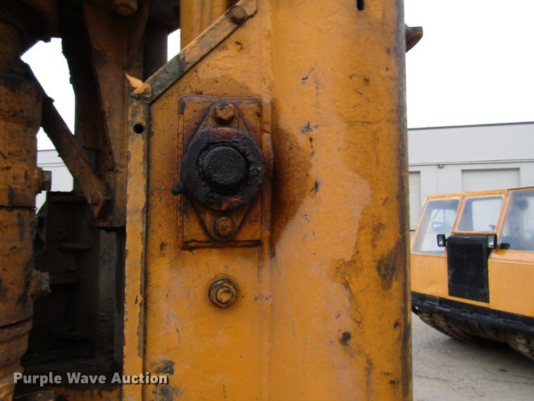 image for item DH8336 1999 CME 550X drilling rig