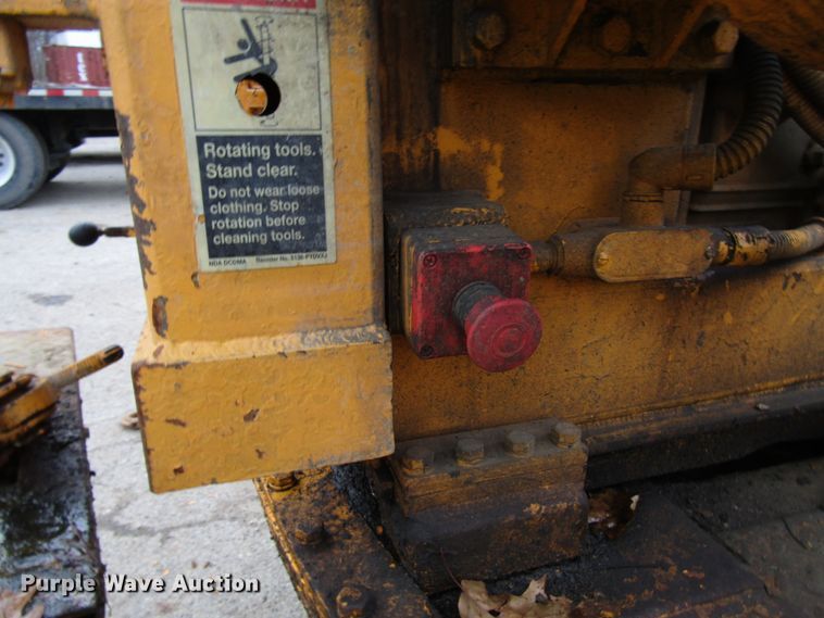 image for item DH8336 1999 CME 550X drilling rig