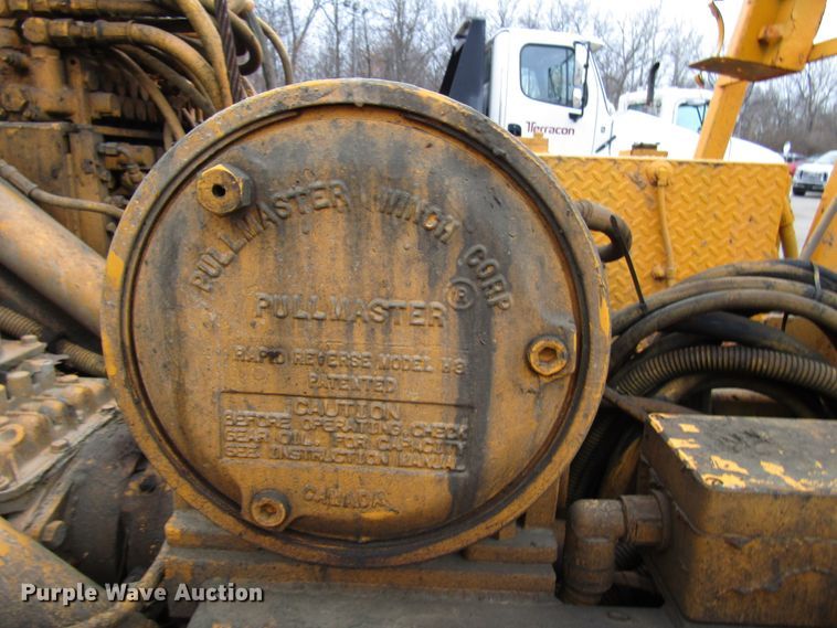 image for item DH8336 1999 CME 550X drilling rig