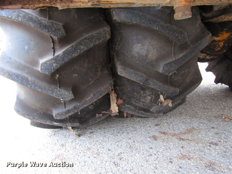 image for item DH8336 1999 CME 550X drilling rig