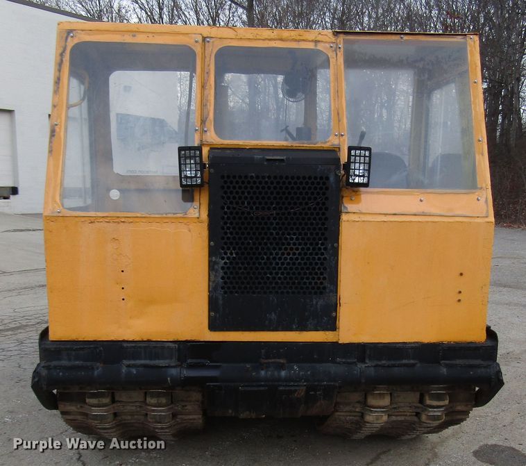 image for item DH8337 Bombardier MCD2-MC track carrier