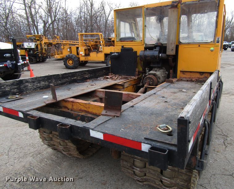 image for item DH8337 Bombardier MCD2-MC track carrier