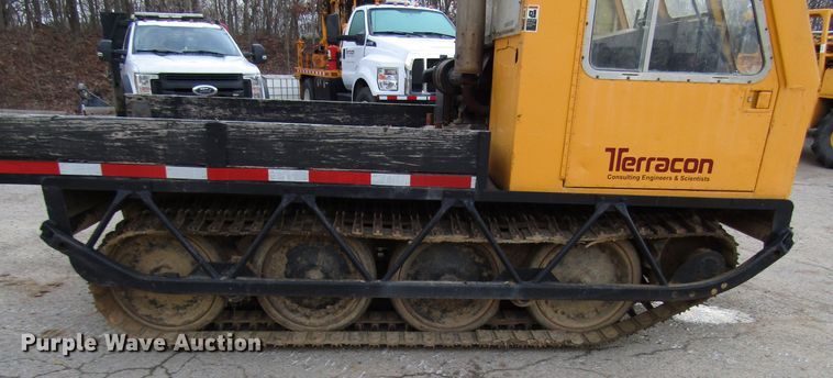 image for item DH8337 Bombardier MCD2-MC track carrier