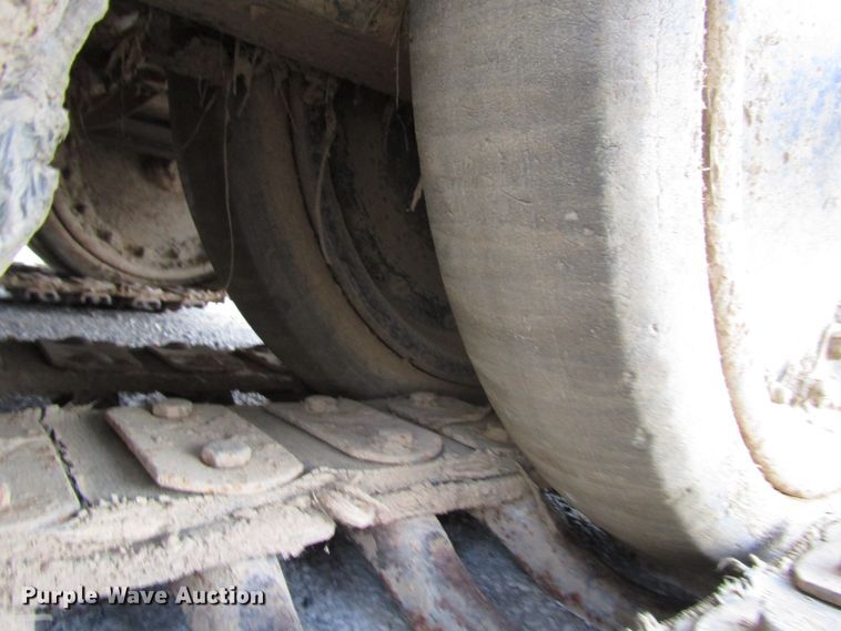 image for item DH8337 Bombardier MCD2-MC track carrier