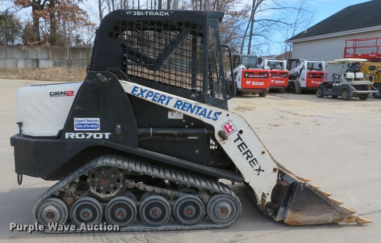 image for item DI2014 2015 Terex R070T skid steer