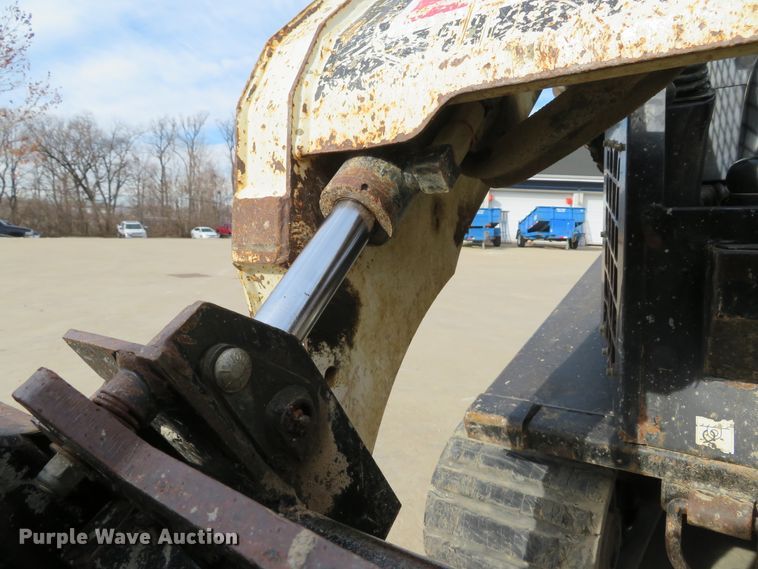 image for item DI2014 2015 Terex R070T skid steer