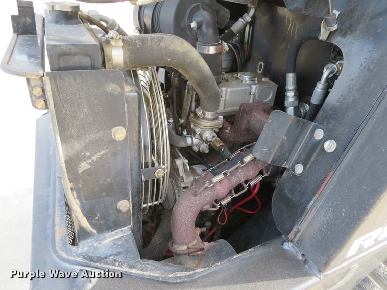 image for item DI2014 2015 Terex R070T skid steer