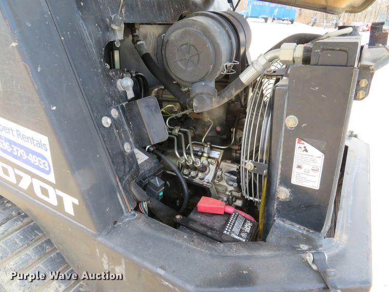 image for item DI2014 2015 Terex R070T skid steer