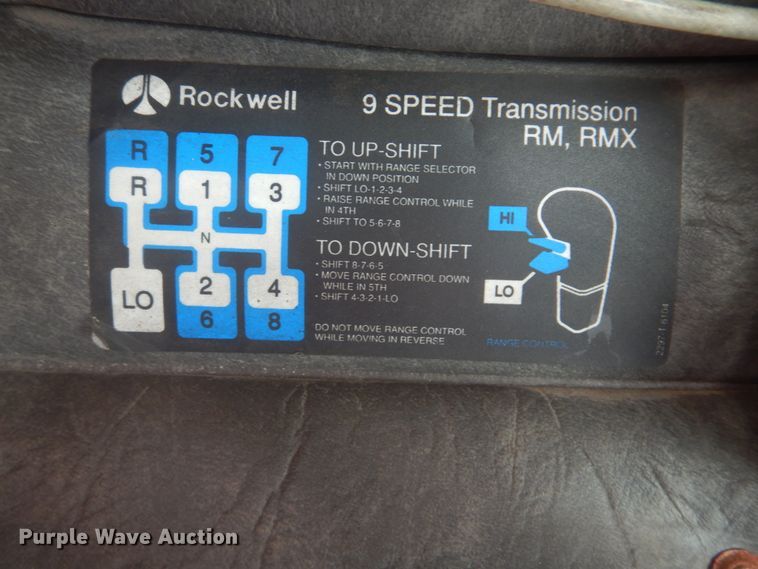 image for item DI2443 1993 Volvo WG well service rig truck