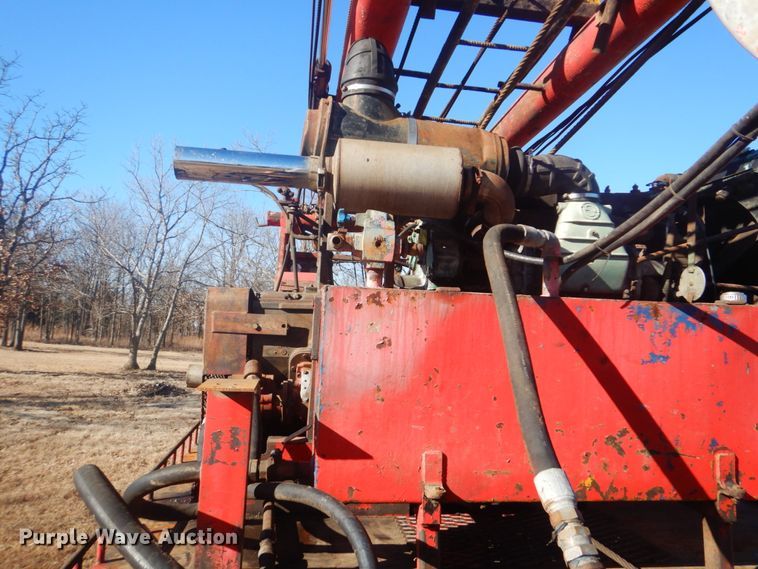 image for item DI2443 1993 Volvo WG well service rig truck