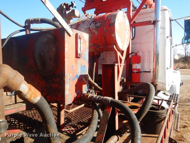 image for item DI2443 1993 Volvo WG well service rig truck