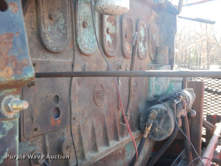 image for item DI2443 1993 Volvo WG well service rig truck