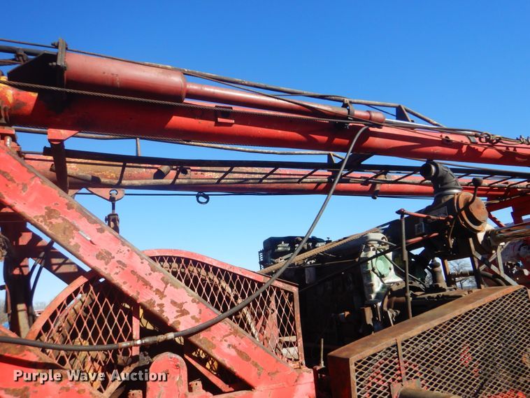 image for item DI2443 1993 Volvo WG well service rig truck