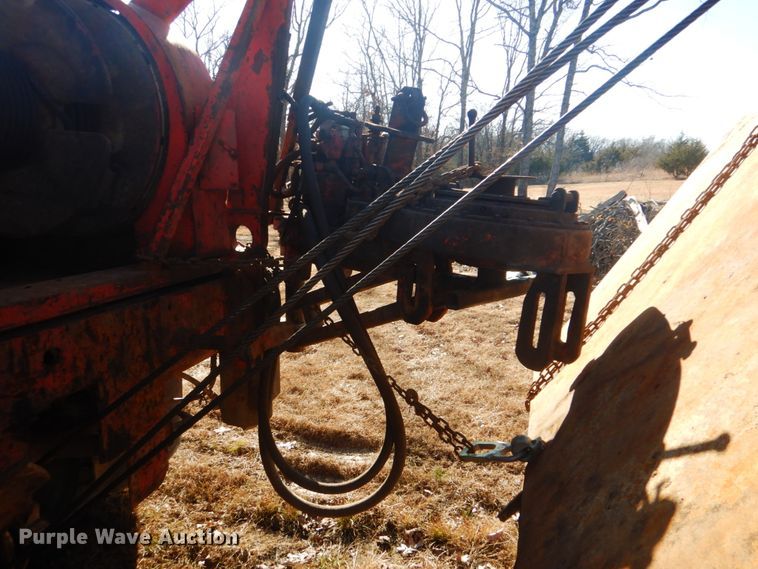 image for item DI2443 1993 Volvo WG well service rig truck