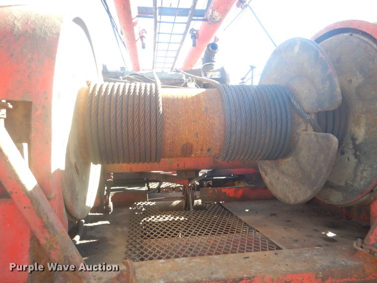 image for item DI2443 1993 Volvo WG well service rig truck