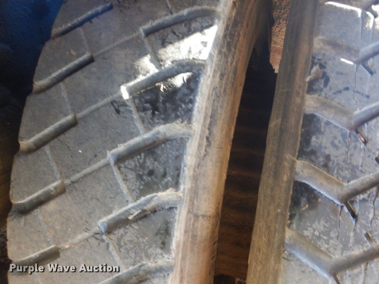 image for item DI2443 1993 Volvo WG well service rig truck