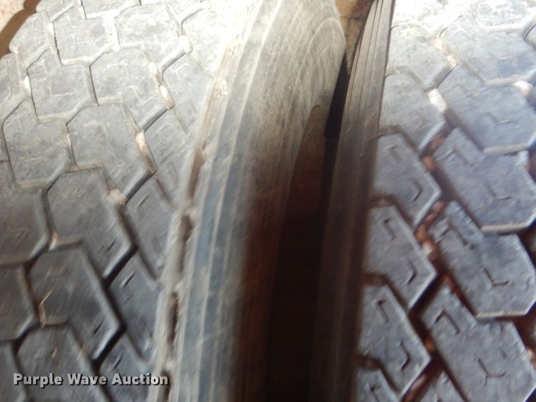 image for item DI2443 1993 Volvo WG well service rig truck