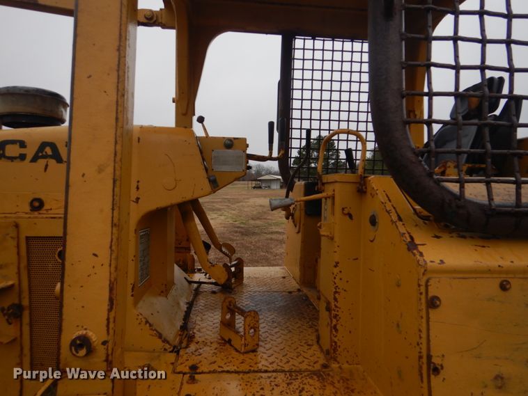 image for item DI2444 1986 Caterpillar D5B dozer