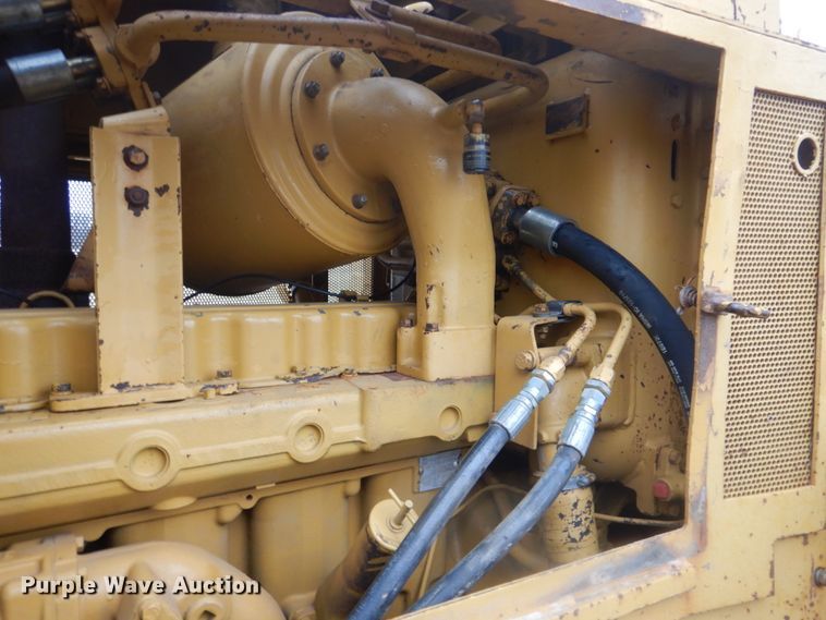 image for item DI2444 1986 Caterpillar D5B dozer