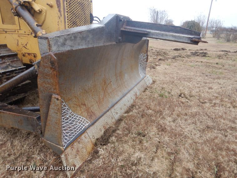 image for item DI2444 1986 Caterpillar D5B dozer