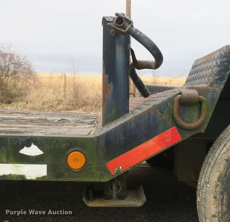 image for item EA9425 1997 Holden TPS18 equipment trailer