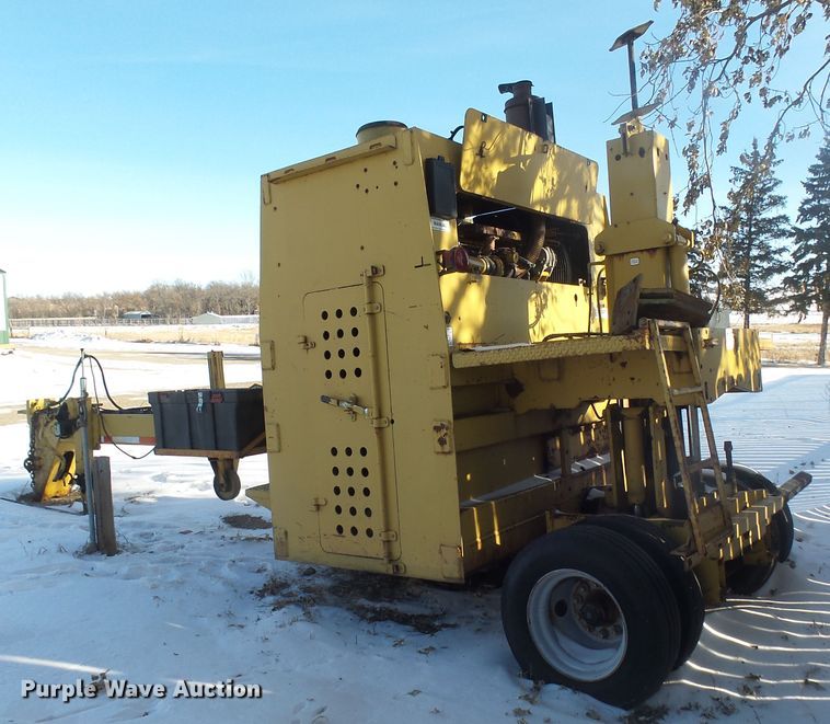 image for item EF9610 1998 Remax 4000 reclaimer