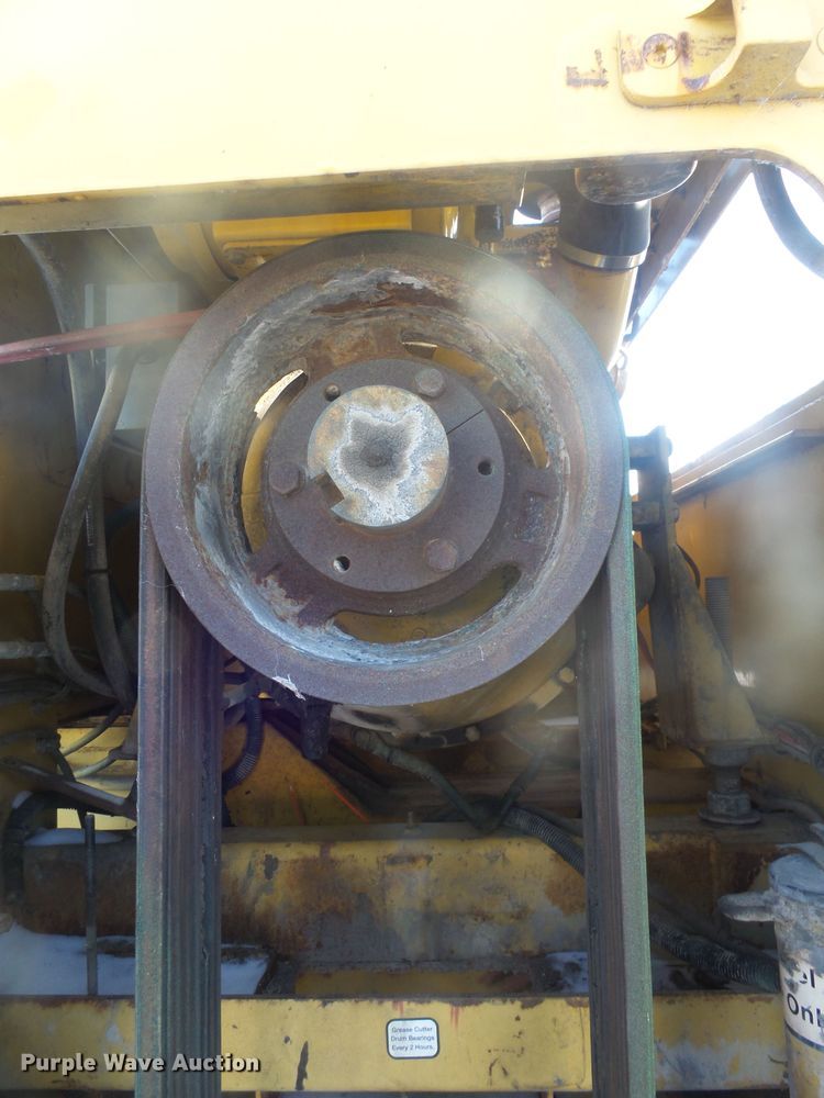 image for item EF9610 1998 Remax 4000 reclaimer