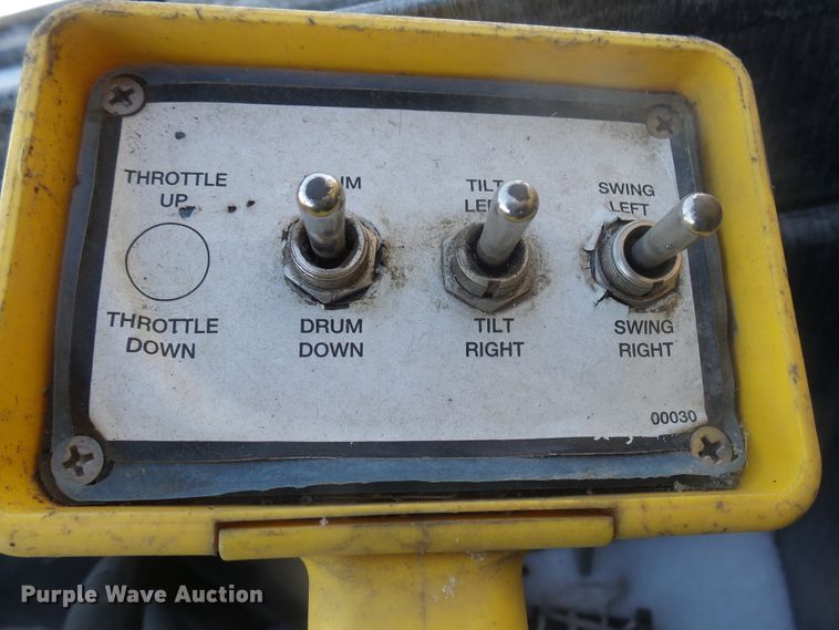 image for item EF9610 1998 Remax 4000 reclaimer