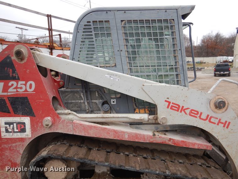 image for item EK9136 2012 Takeuchi TL250 skid steer