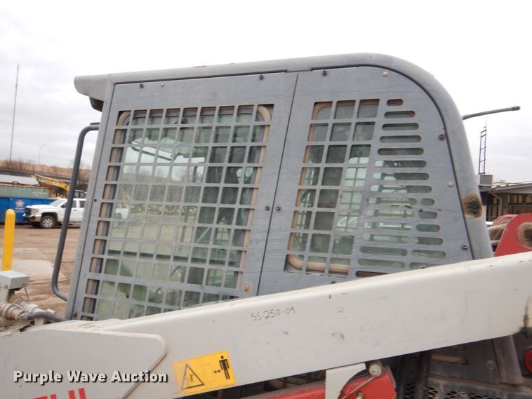 image for item EK9136 2012 Takeuchi TL250 skid steer