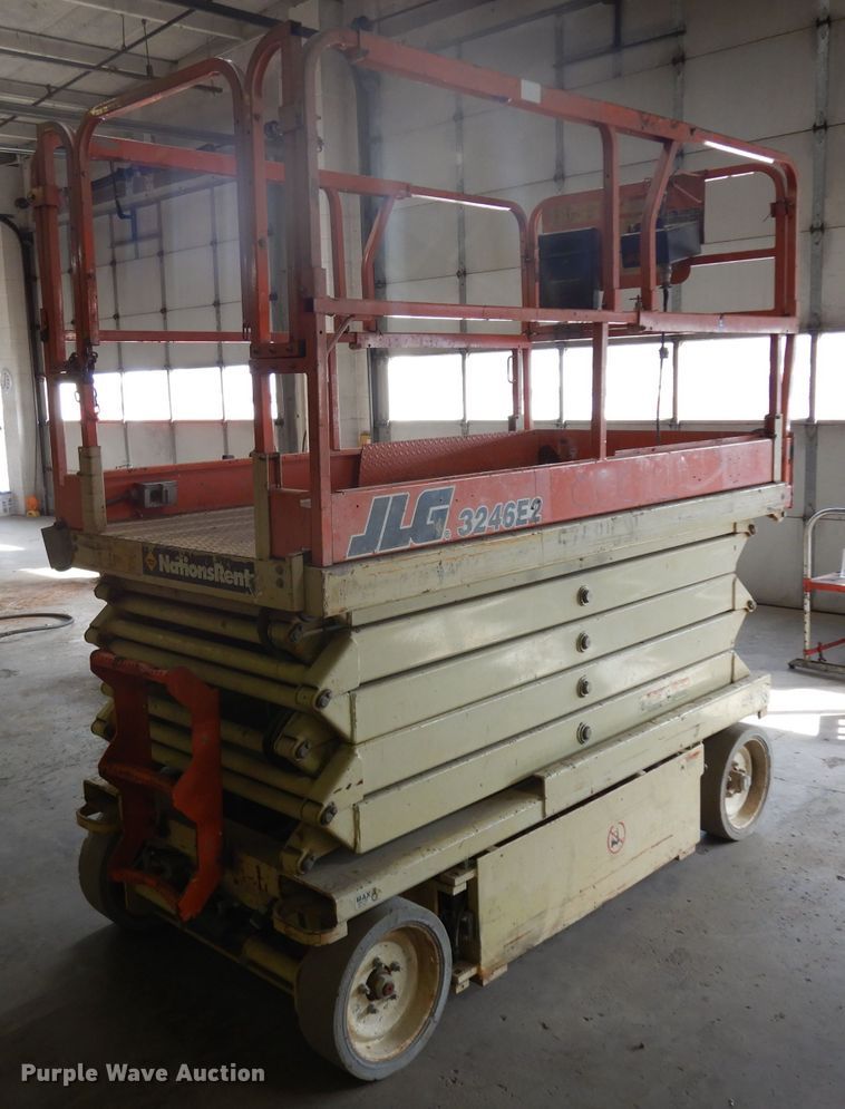 image for item ER9818 JLG 3246E2 scissor lift