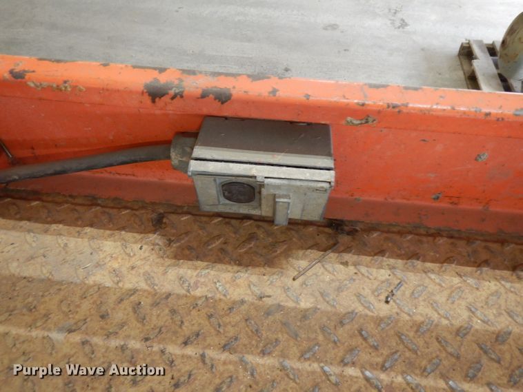 image for item ER9818 JLG 3246E2 scissor lift