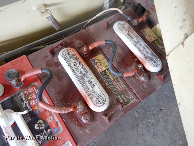 image for item ER9818 JLG 3246E2 scissor lift