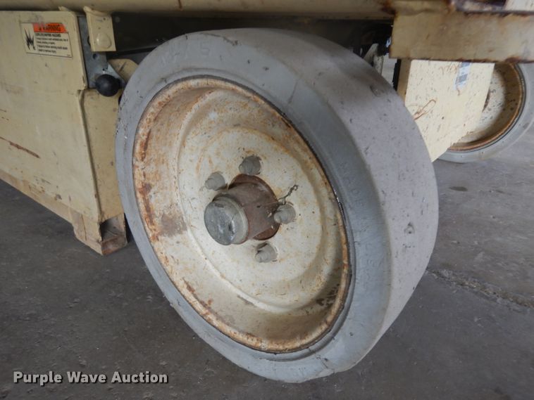 image for item ER9818 JLG 3246E2 scissor lift