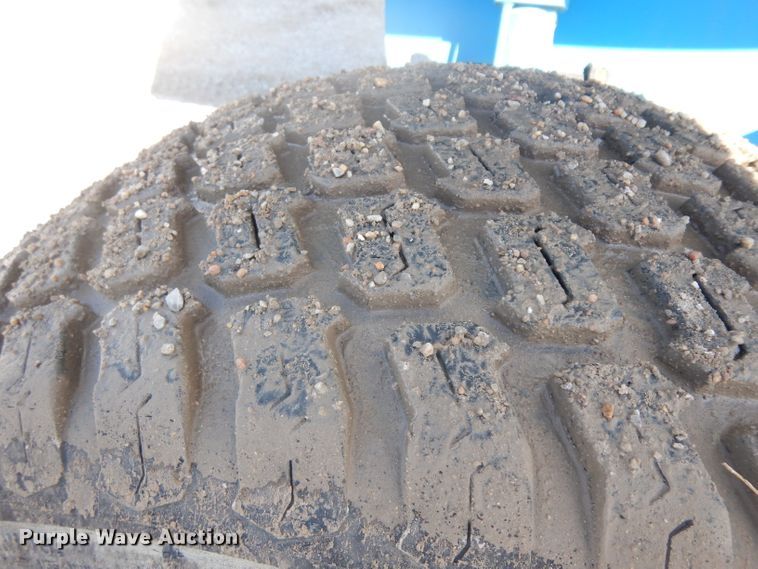 image for item ER9825 2004 Genie S40 boom lift