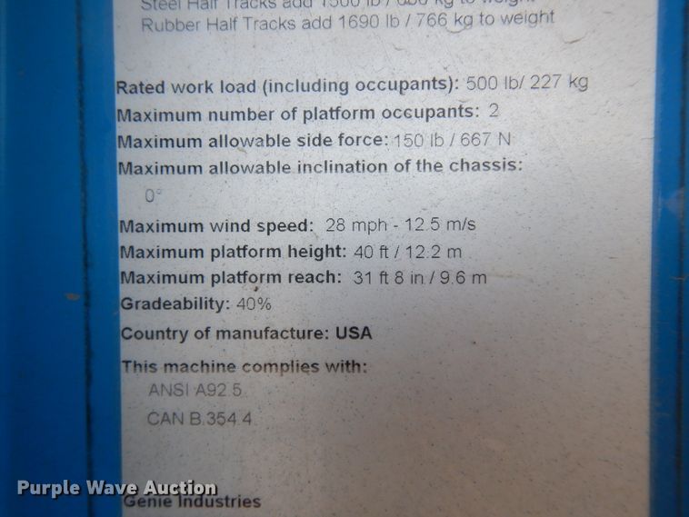 image for item ER9825 2004 Genie S40 boom lift