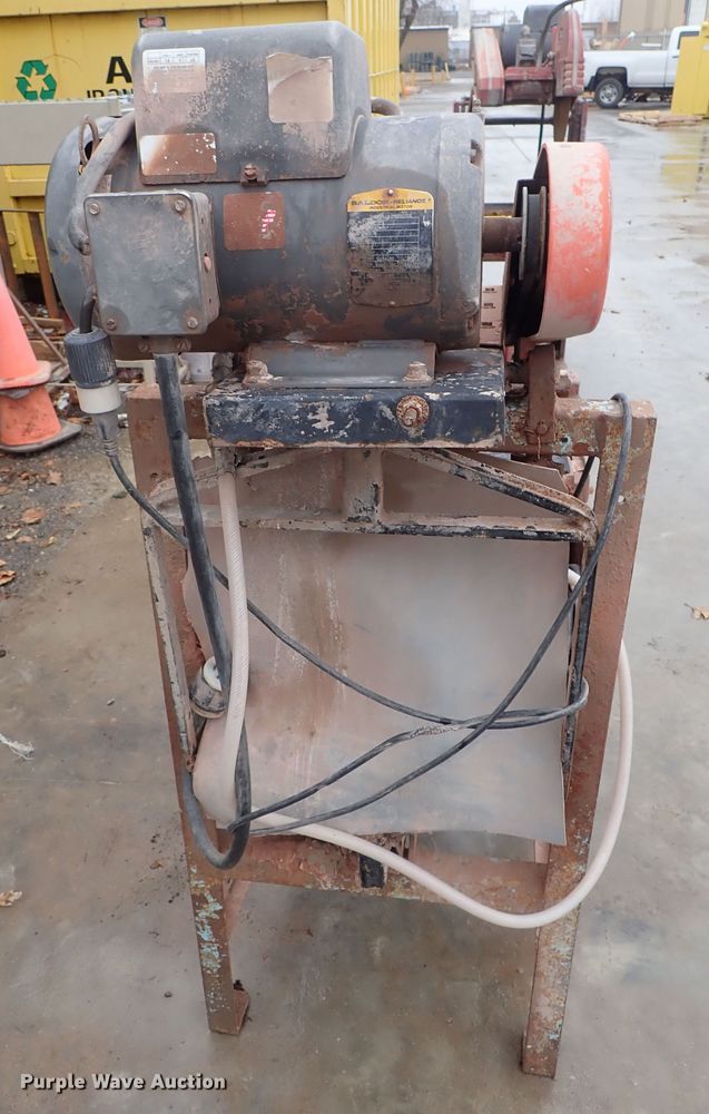 image for item FF9322 (3) masonry saws