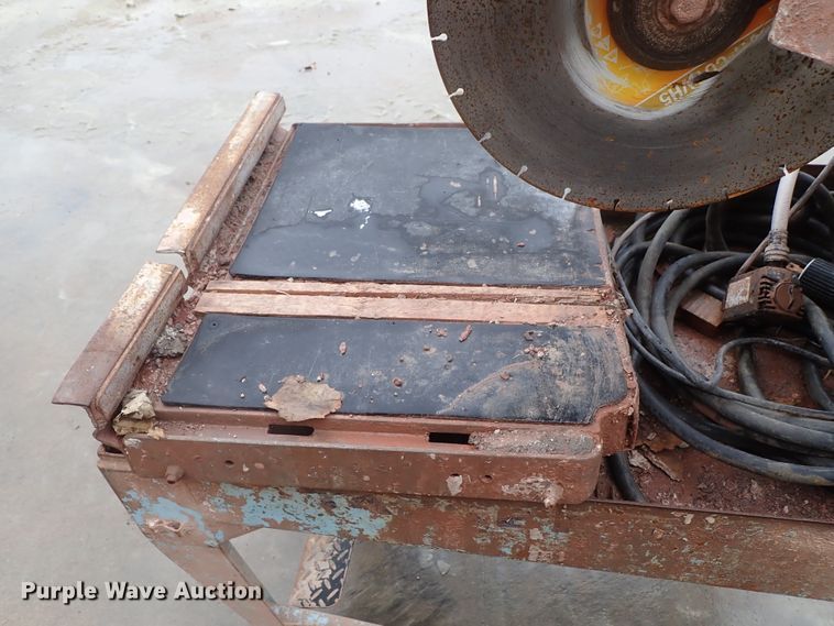 image for item FF9322 (3) masonry saws