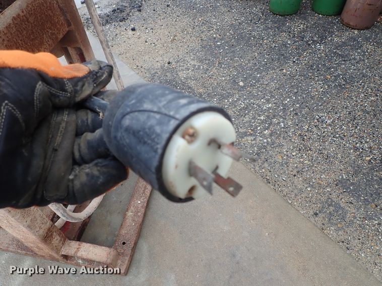 image for item FF9322 (3) masonry saws