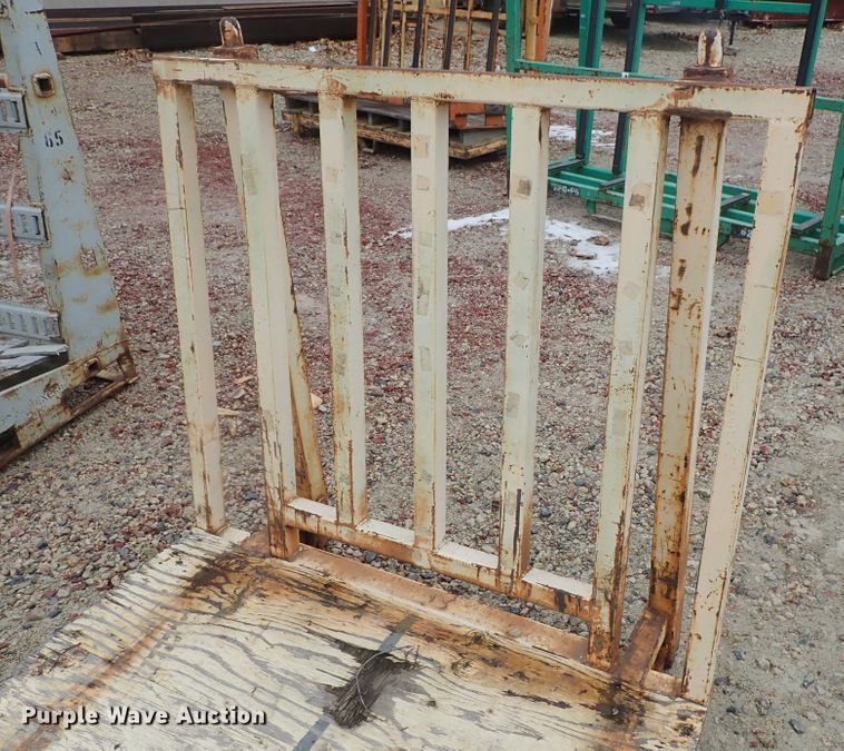 image for item FF9324 (5) L-racks