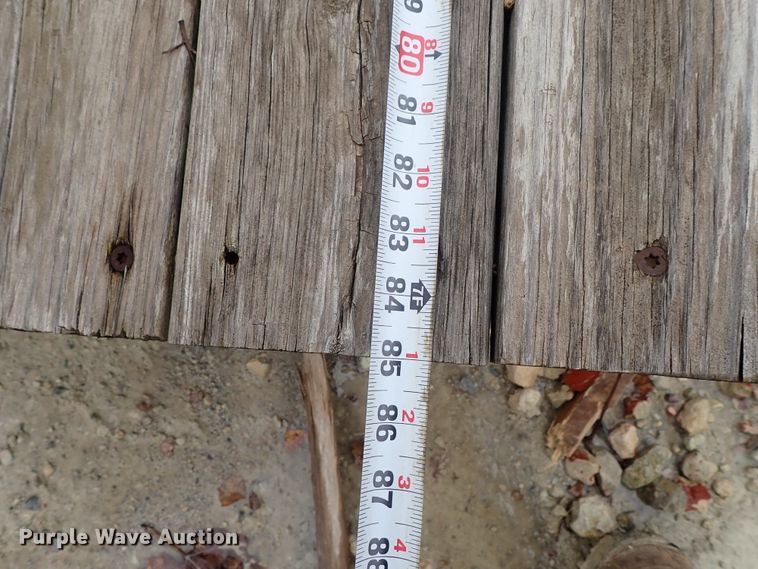 image for item FF9324 (5) L-racks