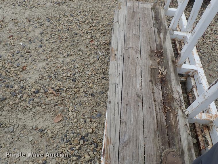 image for item FF9324 (5) L-racks