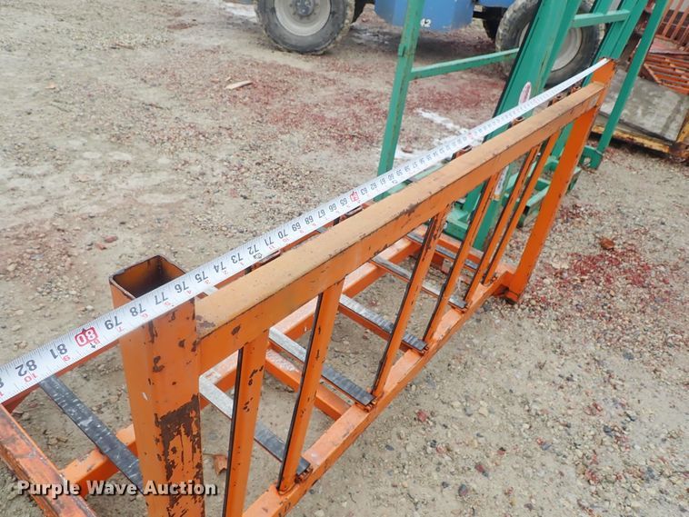 image for item FF9325 (6) L-racks