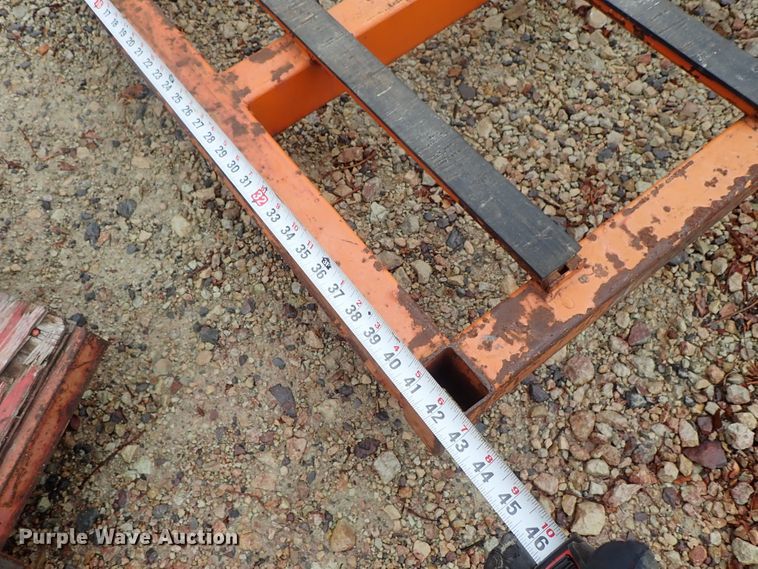 image for item FF9325 (6) L-racks