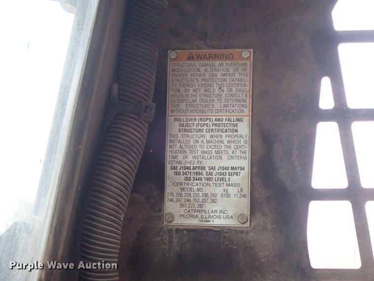 image for item FF9328 2002 Caterpillar 236 skid steer